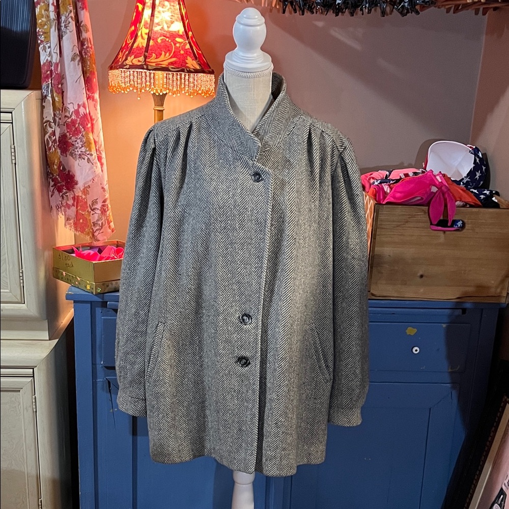Vintage New York Girl size 22 tweed herringbone coat